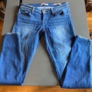 GUESS Women’s Skinny jeans size 25